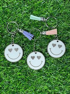 Smiley Face 1.5' White Wooden Keychains